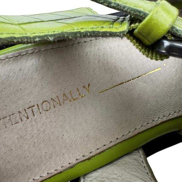 Intentionally Haddie Dad Green Croc Fisherman Chunky Sandals Women's Size 9 - Picture 7 of 9